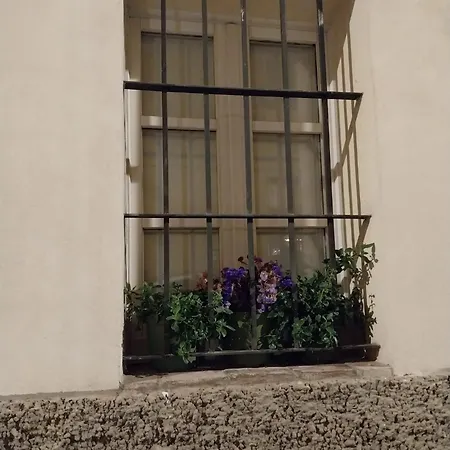 Bgo Delle Colonne 22 Daire Parma